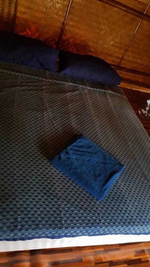 Lanta Local Hut Hotell Ko Lanta Exteriör bild